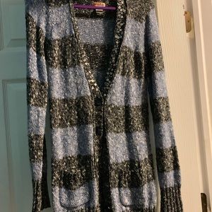 long sleeve sweater.